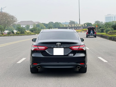 Bán xe Toyota Camry 2.5Q 2021, màu đen. 1