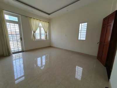 Nhà đẹp 3 tầng ngang 6m hiếm, 6x11m, hxh 7m thạnh xuân, quận 12  giá tốt nhỉnh 4tỷ 4