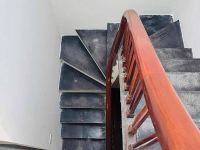 Chính chủ nhờ bán nhà khu vip vạn phúc hà đông, 33m2, 5 tầng, ô tô đõ cửa ngày đêm giá hơn 8 tỷ 4