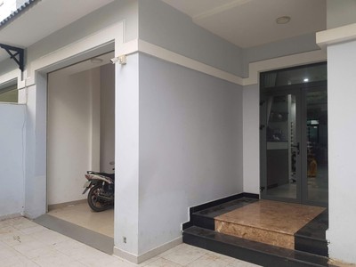 Bán nhà đẹp   kdc an khang, phú hữu, tp. thủ đức  diện tích: 168m   8x21m, nở hậu 8.3m   giá: 2