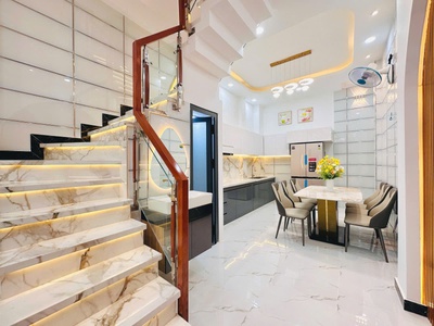 Giảm 350tr, chỉ 4.15 tỷ 38m , 2tầng/3pn, hẻm ba gác, quang trung gò vấp 2