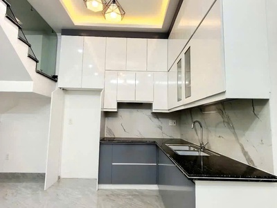 Chính chủ cần bán căn nhà 4 tầng độc lập tại 5/9/79 chợ đôn đầu trần nguyên hãn lê chân hải 2