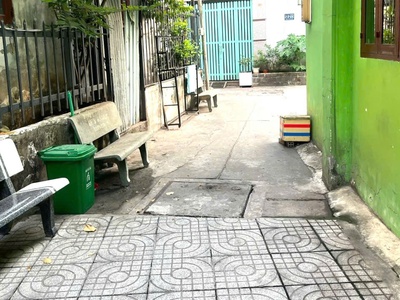 Cần tiền bán rẻ, 2 tầng mới, ở ngay, quận 2, dtsd 55m2, giá chỉ 2.x tỷ 3