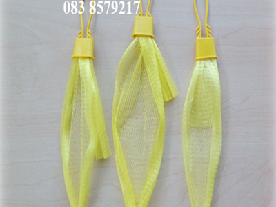Lưới bọc trái cây bán trong siêu thị 0
