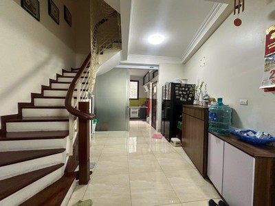 Bán nhà Hoàng Quốc Việt, Cầu Giấy   NGÕ THÔNG BA GÁC, 20M RA PHỐ - 41m2 5T, 8.95 TỶ 3