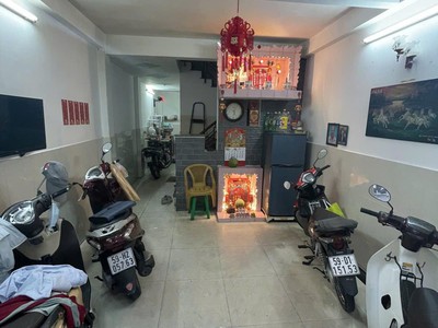 Khó có căn thứ 2-shr- 40m- 3.6x11,5tầng- 6pn ,hẻm ôtô- trần phú q5 - 8.99tỷ tl mạnh 0