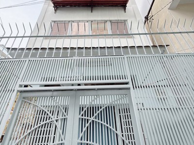 N284- nhà bán quận 3 , trần quang diệu ,  60m2 ,  ngang đẹp 4.3m2 , xây bê tông cốt thép  giá 6 tỷ 2
