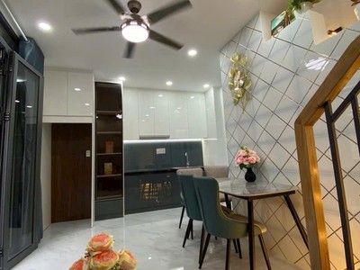 Gấp gấp ngay trung tâm q1 - gần chợ tân định - gần cv lvt - cách đường trần khắc chân 30m- nhà mới 3