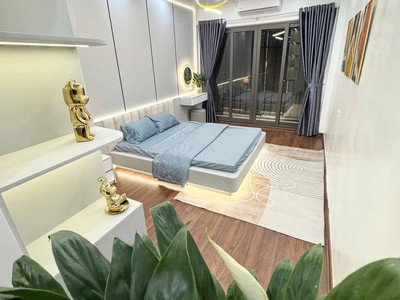 Bán nhà phố chợ khâm thiên 30m2 x 4 tầng, ngõ thông rộng, nhà mới kính koong fuul nội thất với 3 3