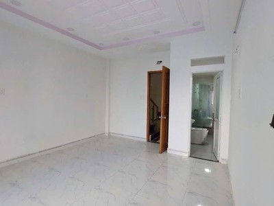 1tỉ5 1 trệt 1 lầu chủ cần bán nhanh 2