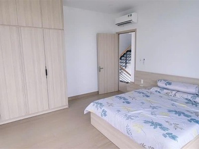 Btsv dt 640m2 nhà đẹp 3t tặng nt tiềm năng pt cao khi cầu cần giờ kc 3