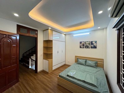 Bán gấp nhà Mỹ Đình - 5 tầng - 66 m2 Chỉ 11.7 Tỷ - KHU VIP 2