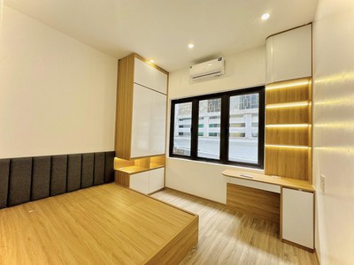 Nhà 4t khu vĩnh tuy -nhà mới -ở ngay 4t 40m- ngõ thông-cách ô tô 20m 2