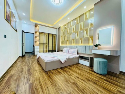 Siêu phẩm mặt phố lý nam đế đỉnh cao đầu tư. diện tích: 129m2 x 3 tầng  gara ôtô. mặt phố cổ hoàn 1