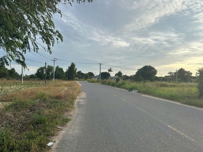 Bán 4529m2 đất mặt tiền nguyễn minh châu - tân tiến - tx lagi giá ngộp 1.39tr/m2 0