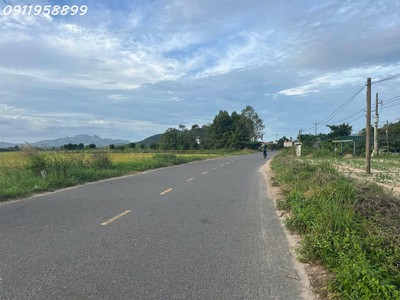 Bán 4529m2 đất mặt tiền nguyễn minh châu - tân tiến - tx lagi giá ngộp 1.39tr/m2 3