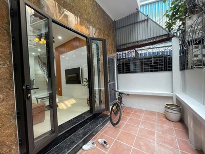 Bán nhà cầu giấy - gần phố - 7 tỷ - dt 34m x 4 tầng x mt 3.6m - ngõ rộng - trung tâm quận , sầm uất 0