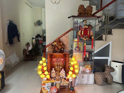 Cần cho thuê nhà nguyên căn 4pn, máy lạnh đường nguyễn thị tư, p. phú hữu quận 9. 4