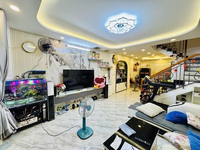 Gấp bán, 51m2, 2tầng,hxh,tặng nội thất, quang trung gò vấp chỉ 5.3 tỷ. 1