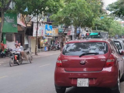 Siêu phẩm mặt phố lý nam đế đỉnh cao đầu tư. diện tích: 129m2 x 3 tầng  gara ôtô. mặt phố cổ hoàn 3