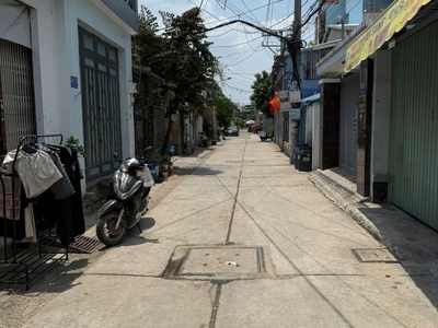 Bán gấp nhà đường số 5 bhh hẻm 6m gần mặt tiền 50m2,2 tầng đúc btct nhỉnh 4 tỷ 0