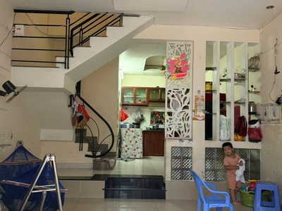 Bán gấp nhà đường số 5 bhh hẻm 6m gần mặt tiền 50m2,2 tầng đúc btct nhỉnh 4 tỷ 2