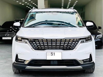 Bán xe Kia Carnival 2.2D Signature 2024, máy dầu, màu trắng. 0