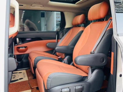 Bán xe Kia Carnival 2.2D Signature 2024, máy dầu, màu trắng. 14