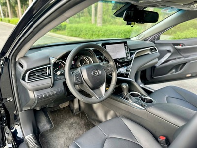 Bán xe Toyota Camry 2.5Q 2024, màu đen. 14