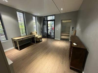 Nhà đẹp Tây Hồ 70m2 x 6 tầng thang máy - Ngõ thông - Lô góc 2 thoáng. 1