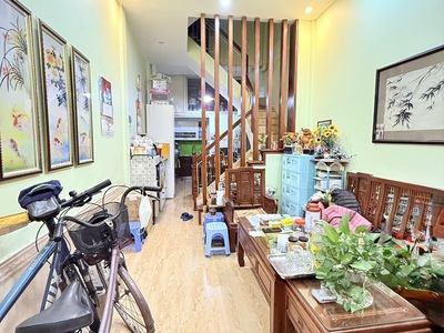 Bán nhà riêng tại Đường Tôn Thất Tùng, Đống Đa, Hà Nội diện tích 35m2 giá 8.4 Tỷ 1