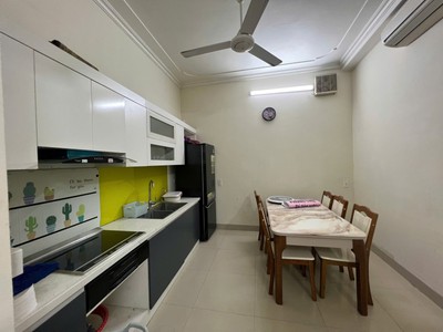 Chính chủ cần bán nhà phố võ chí công quận cầu giấy 60m2 x 6 tầng thang máy nhỉnh 12 tỷ ô tô kd 1