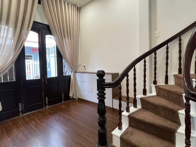 Chủ cần bán nhà 3 tầng hẻm ôtô lê hồng phong - p. phước hải - tttp nha trang 0