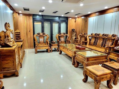 Bán nhà hot vip nhất đống đa . dt 120 m2 , 6t , mt 5 m . giá 47 tỷ . 3