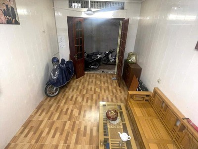 Bán nhà ngõ 85 phố nguyễn lương bằng 33/42m2 x 3 tầng, ngõ thông rộng, chủ mới về sẵn ở hoặc xây 1