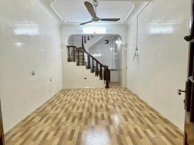 Bán nhà ngõ 85 phố nguyễn lương bằng 33/42m2 x 3 tầng, ngõ thông rộng, chủ mới về sẵn ở hoặc xây 2