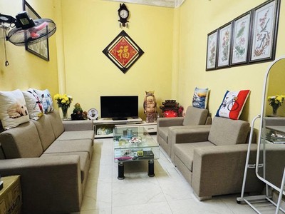 Võ thị sáu 30m - dân xây- gần hồ- nhiều tiện ích- ngõ thông- nhỉnh 5 tỷ 2