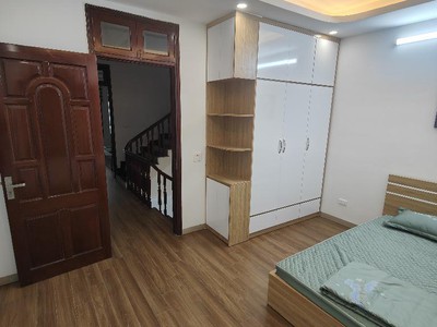 Nhà đẹp ở ngay - dân xây - 2 mặt thoáng - cách mp nguyễn hoàng 30m - ô chờ thang máy. 4