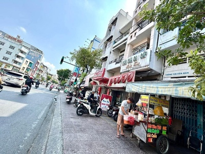 Bán nhà mặt phố đường hoàng diệu- vị trí kinh doanh siêu đình -view cầu quận 1. thuận tiện đi lại 0