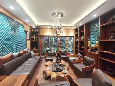 Bán nhà đẹp ngọc lâm long biên - thang máy - gara oto  full nội thất cao cấp - dt:48m2 x6 tầng - 0