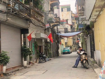 Bán đất rộng 140m ở cổ linh thạch bàn long biên oto tránh gần mặt phố mặt tiền: 5m 18 tỷ 3