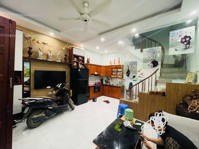 Cần bán gấp nhà nguyễn trãi, tặng nội thất xịn, chỉ 7.2 tỷ. 0