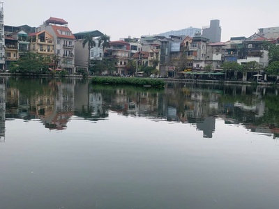 Bán nhà riêng mặt Hồ Đầm Tròn - Đội Cấn - Diện tích 52m2 - Giá 32 tỷ 0