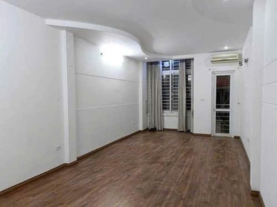 Bán nhà trung tâm quận thanh xuân, ô tô vào nhà, 95m2, ngõ cực đẹp, giá 16 tỷ cần bán gấp 3