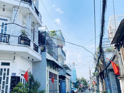 Góc 3 mặt tiền kinh doanh liên khu 4-5 gần chợ bình thành hẻm 6m thông 56m2,2 tầng nhỉnh 3 tỷ 1