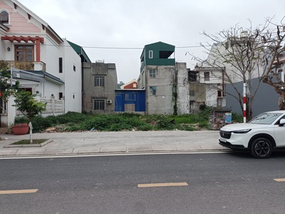 Cần bán nhanh lô đất 100m2 mặt đường Thanh Niên, Ngọc Xuyên, trung tâm Quận Đồ Sơn 2