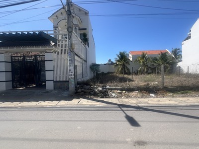 Cần bán lô đất liền kề trung tâm Vạn Giã 0