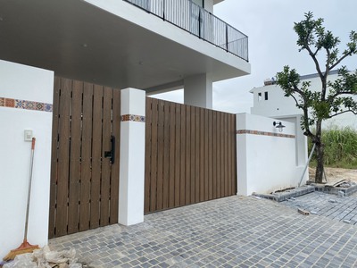 Thanh gỗ nhựa Ecowood dùng làm hàng rào, cổng 2