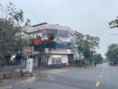 Bán đất phân lô siêu đẹp thạch bàn long biên đường oto tránh vỉa hè 79m mặt tiền: 5m 12 tỷ 0