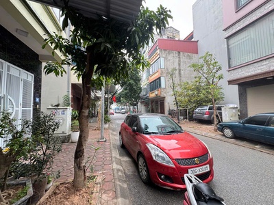 Bán đất phân lô siêu đẹp thạch bàn long biên đường oto tránh vỉa hè 79m mặt tiền: 5m 12 tỷ 1